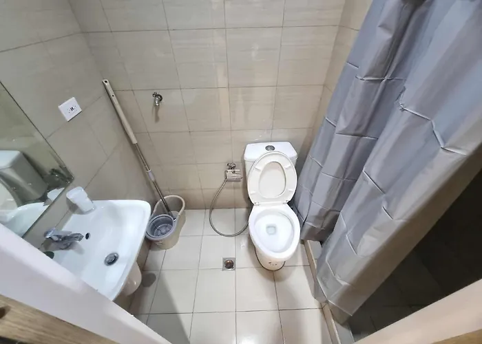 1569 Shore Residences Moa * Manilla