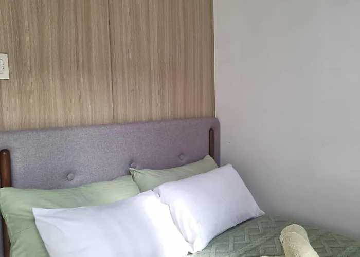 1569 Shore Residences Moa